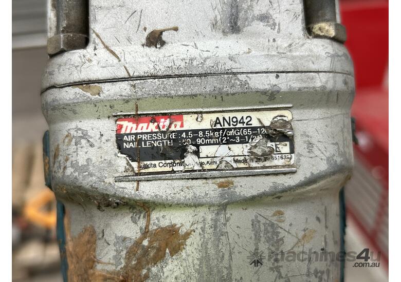 Makita AN942 Pneumatic Framing Nailer
