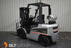 Nissan P1F2A25DU 2.5 Tonne Forklift LPG EFI Engine 4.3m Container Mast with Sideshift