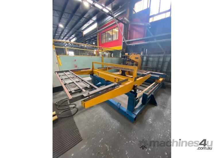 1999 Clifford Industries Versa Weld