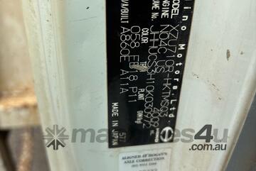 Hino 2018   300 616 Table Top