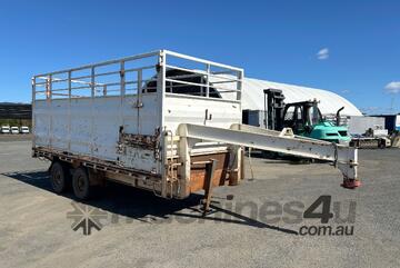2002 Ryder Welding Tandem Axle Gooseneck Horse Float