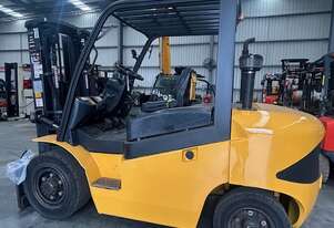 Used Liugong CLG2045 Diesel Forklift Heavy-Duty Performance