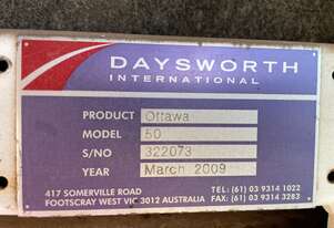 Daysworth 2009   Yard Tug