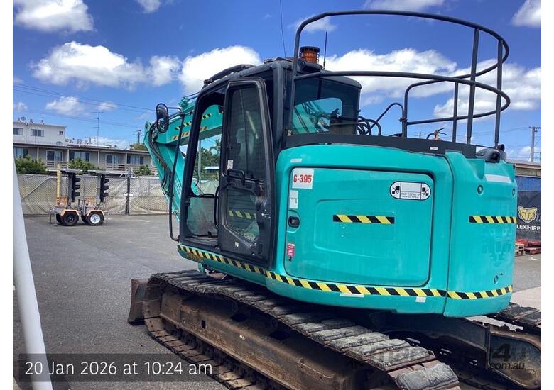 2016 Kobelco SK135SRLC-3 Excavator
