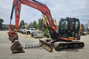 2022 KUBOTA KX080 8.4T EXCAVATOR (M886) WITH TILT HITCH, BUCKETS AND 1890 HOURS