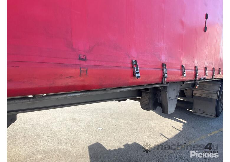 2003 Krueger ST-3-0D Tri Axle Curtainside B Trailer