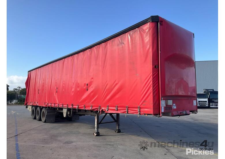 2003 Krueger ST-3-0D Tri Axle Curtainside B Trailer