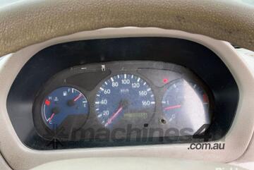 Hino 2002   DUTRO Curtain Sider