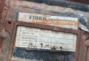 Tiger   Sieve Bucket