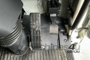 2023 Mitsubishi Fuso Shogun 460 Table Top