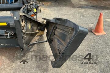 2016 MacDon FD145 FlexDraper Header Comb