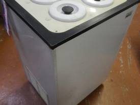 Second Hand Microcool 4 bottle cooler - picture0' - Click to enlarge