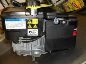 BRIGGS & STRATTON 625 SERIES 5hp ENGINE - picture2' - Click to enlarge
