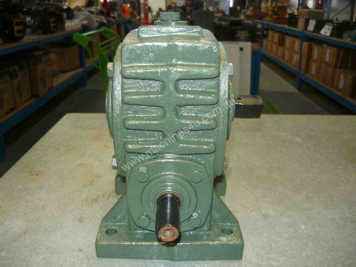 caption RADICION 30/1 RATIO REDUCTION BOX