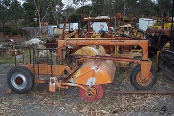 Pacific TAG A LONG ROAD BROOM