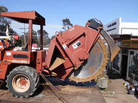 ditch witch 8020 rocksaw , 2000 model , 760hrs ,  - picture1' - Click to enlarge
