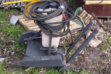   HYDRAULIC FLOOR DIAMOND SAW