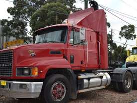 1999 MACK CH688RST CH - picture0' - Click to enlarge