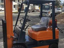 TOYOTA 5FG15 4000mm Lift Refurbished Runs Well - picture1' - Click to enlarge