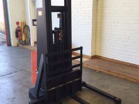 Crown Walkie Stacker 20IMT130a - 3300mm - picture0' - Click to enlarge