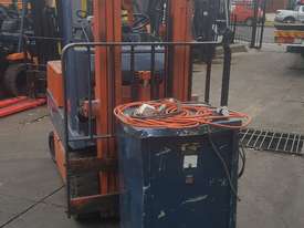 Toyota 2.5 Ton Electric Forklift 4m Lift Container Mast $2999+GST - picture2' - Click to enlarge