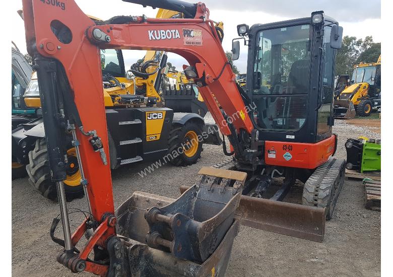 KUBOTA U35-4 2016 MODEL WITH L;OW 866 HOURS, FULL A/C CABIN, GREAT CONDITION - SOLD