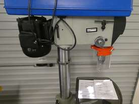 Pedestal Drill (Heavy Duty - Little Used) - picture2' - Click to enlarge