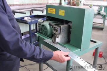 Steelmaster HVAC Edge Notcher