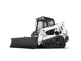 T650 Compact Track Loader - picture0' - Click to enlarge