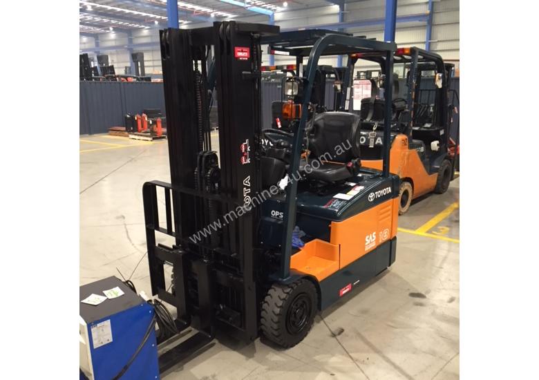 caption TOYOTA FORKLIFTS 7FBE18