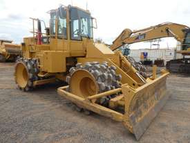 Caterpillar 815F Compactor - picture0' - Click to enlarge