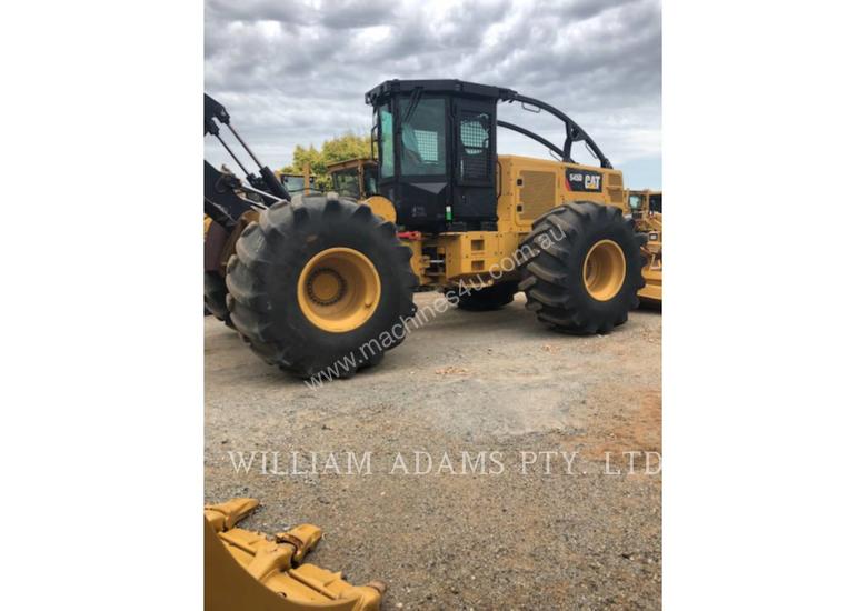 caption CATERPILLAR 545D Forestry Skidder