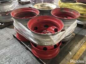 1 Pallet Of 8x 8 Stud Truck Rims Size 22.5 x 8.25, Minor Wear And Tear, Scratches And Dents Surface  - picture1' - Click to enlarge