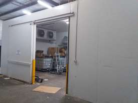 Large Coolroom - near new Bitzer Compressor - picture1' - Click to enlarge