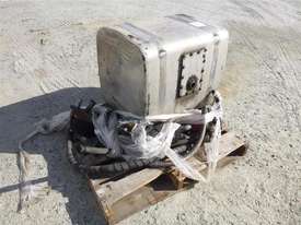 Unknown PTO Unit With Hydraulic Tank And Hoses - picture0' - Click to enlarge