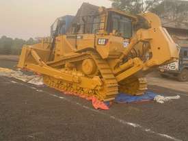 CAT D8T SU Blade & Tilt c/w Single Shank Ripper - picture0' - Click to enlarge