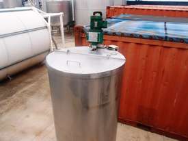 Stainless Steel Mixing Tank (Vertical), 1,000Lt - picture2' - Click to enlarge