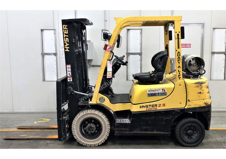 caption 2.5T LPG Counterbalance Forklift