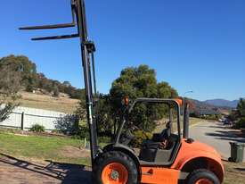 All Terrain Forklift - picture1' - Click to enlarge