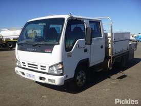 2007 Isuzu NPR 250 - picture2' - Click to enlarge