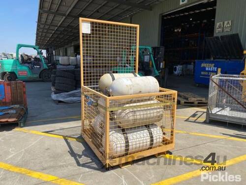 Forklift Platform Attachment SWL: 250kg, Dimensions: 1,140mm x 1,1,40mm, Includes 8 x CNG Gas Tanks 