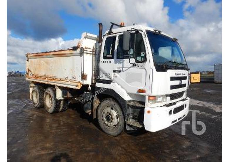 caption NISSAN UD CW445 Tipper Truck (T/A)