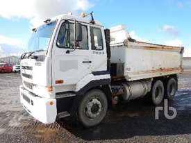 NISSAN UD CW445 Tipper Truck (T/A) - picture2' - Click to enlarge