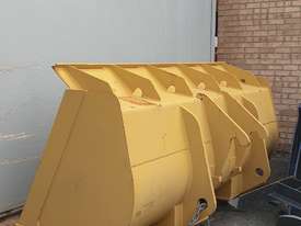 Unused 3 Cubic Meter GP Bucket , 3 meter wide to suit 17 ton to 18 ton Loader.  - picture2' - Click to enlarge