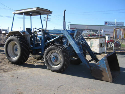 Ford 5610 FWA/4WD Tractor