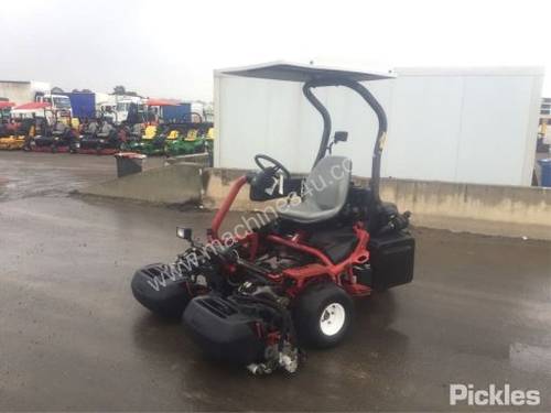 2014 Toro Greenmaster 3400 TriFlex