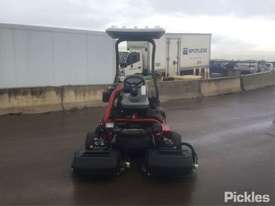 2014 Toro Greenmaster 3400 TriFlex - picture1' - Click to enlarge