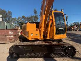 Hyundai R140-7 in excellent condition, with 4300 hours, tilt GP and trench buckets. Ring Shane 04126 - picture1' - Click to enlarge