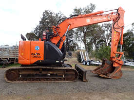 Hitachi Zaxis 135US Tracked-Excav Excavator - picture0' - Click to enlarge