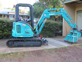 Mini Excavator as New - picture0' - Click to enlarge